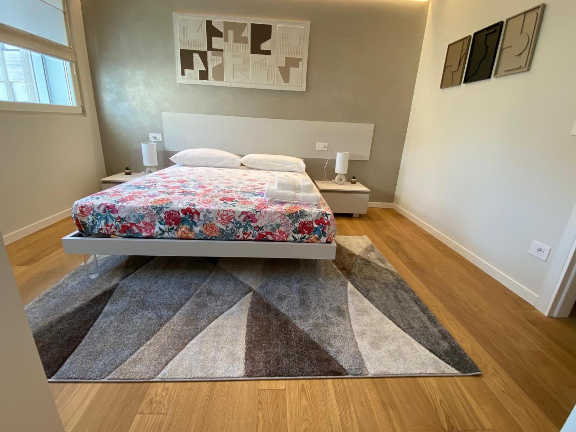 Hz+ Costantini Apartment Pordenone Luaran gambar
