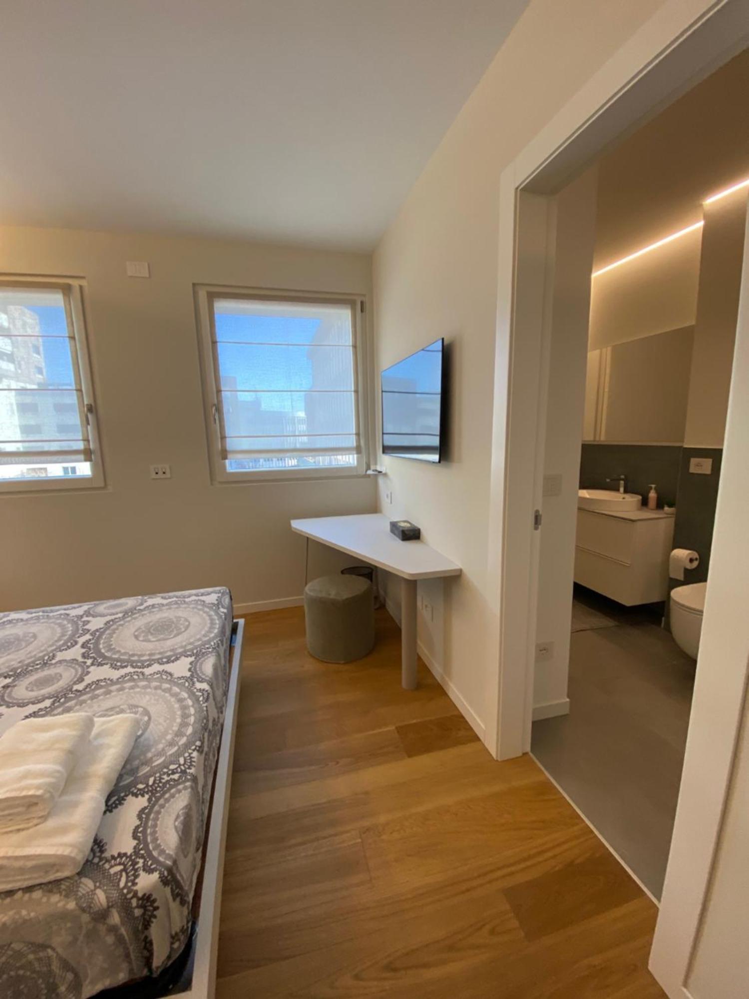 Hz+ Costantini Apartment Pordenone Luaran gambar
