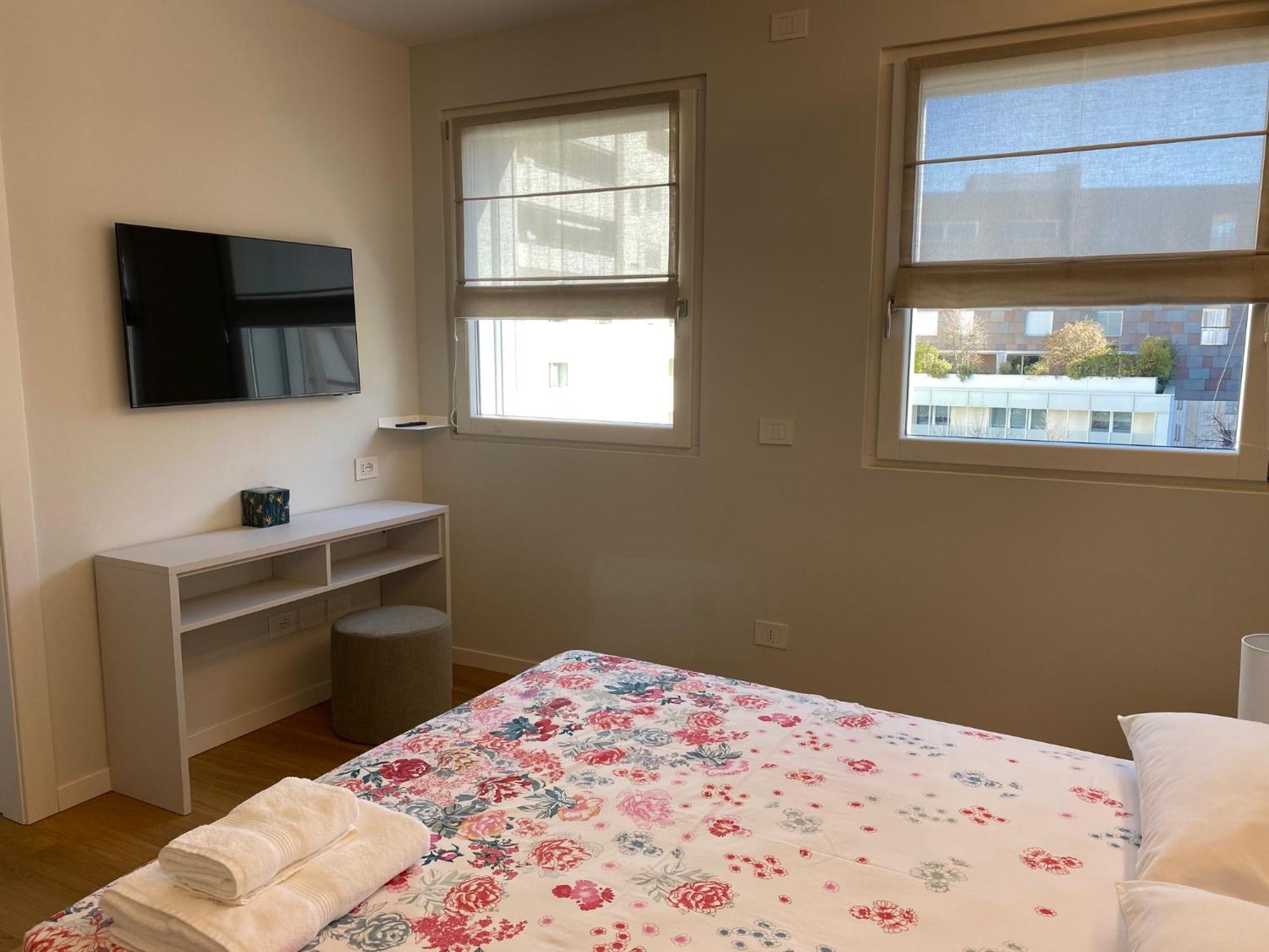 Hz+ Costantini Apartment Pordenone Luaran gambar