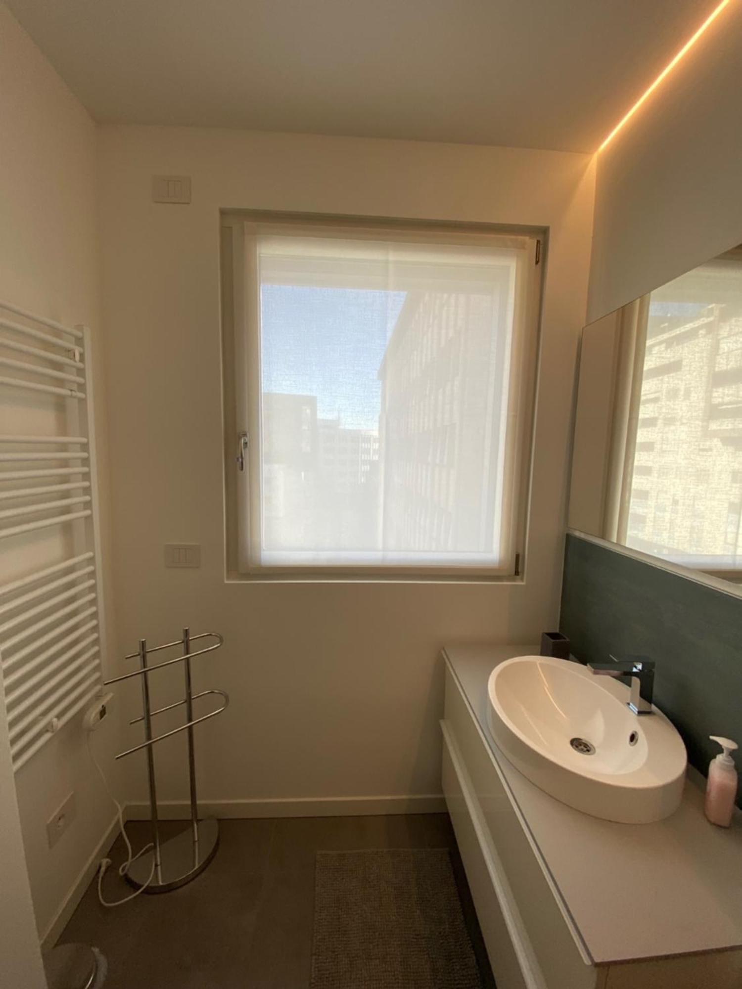 Hz+ Costantini Apartment Pordenone Luaran gambar