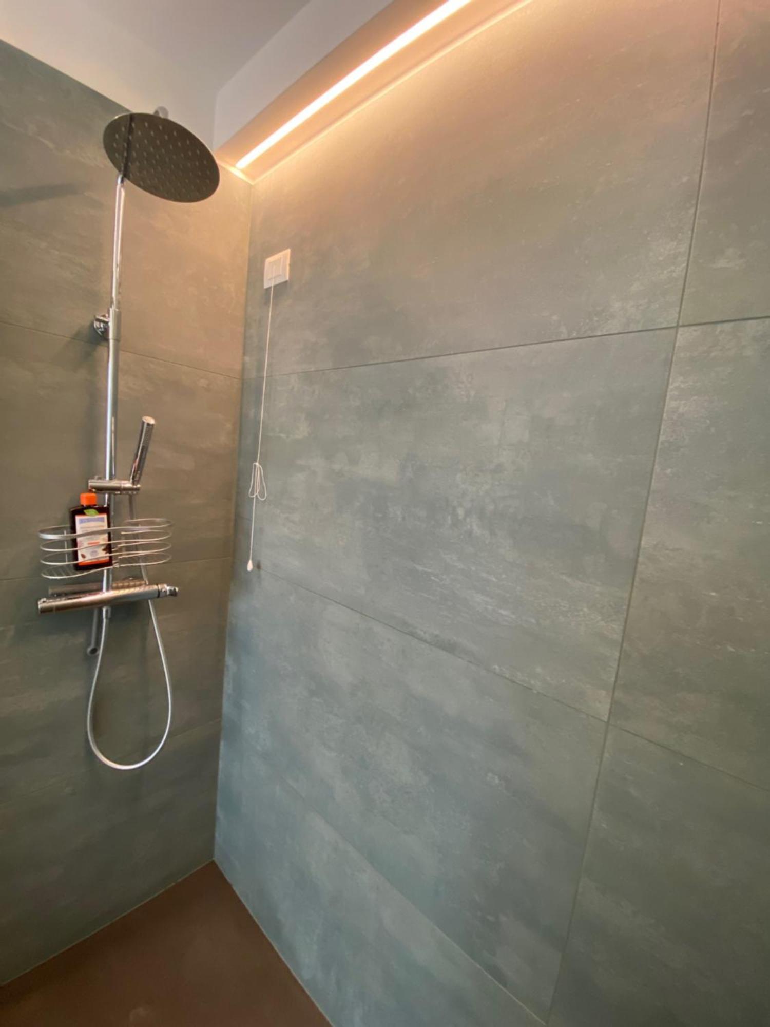 Hz+ Costantini Apartment Pordenone Luaran gambar